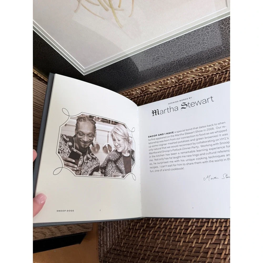 Snoop Dogg From Crook to Cook Platinum Recipes Cookbook Hardcover Martha Stewart